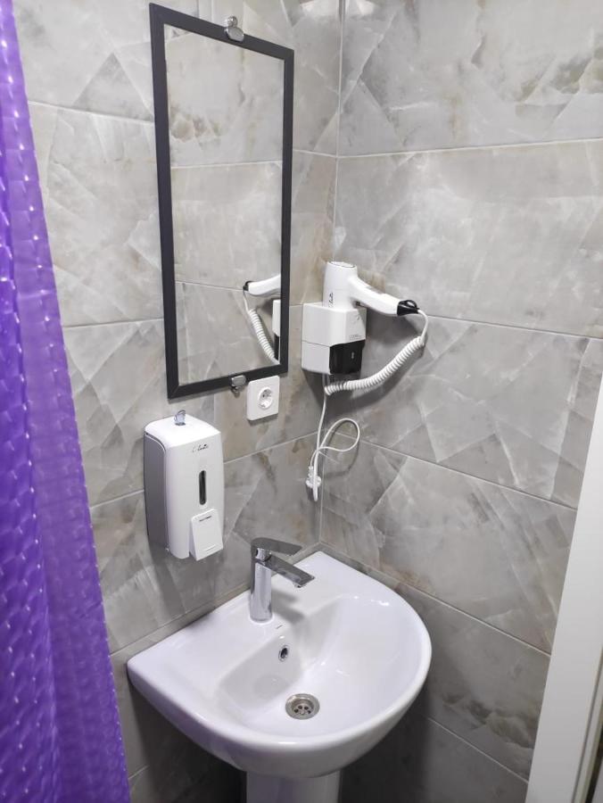 Hostel Nomad Almaty Eksteriør billede