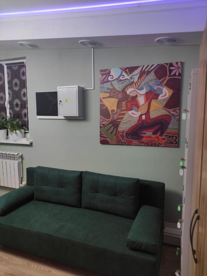 Hostel Nomad Almaty Eksteriør billede